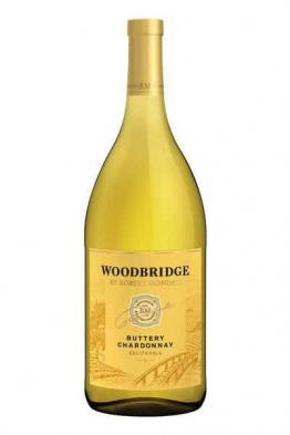Woodbridge - Buttery Chardonnay NV (1.5L)